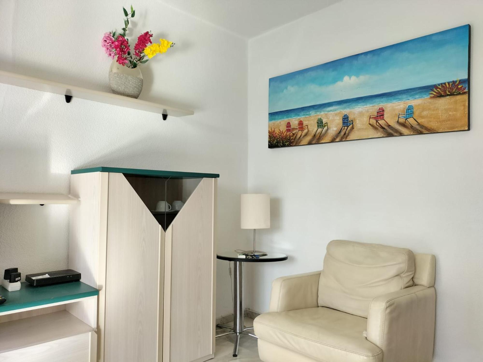Paraiso Mediterraneo Levante Beach Pool & Parking เบนิดอร์ม ภายนอก รูปภาพ