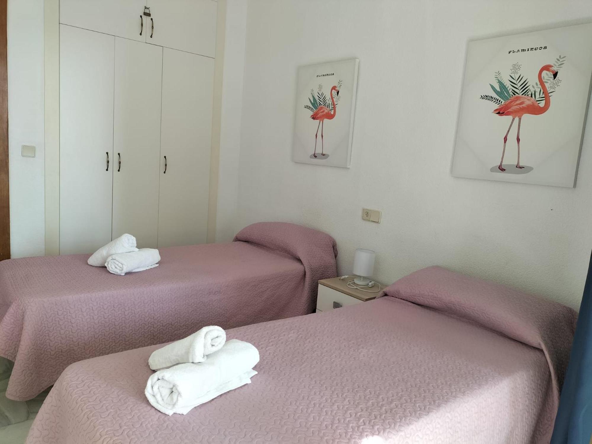 Paraiso Mediterraneo Levante Beach Pool & Parking เบนิดอร์ม ภายนอก รูปภาพ